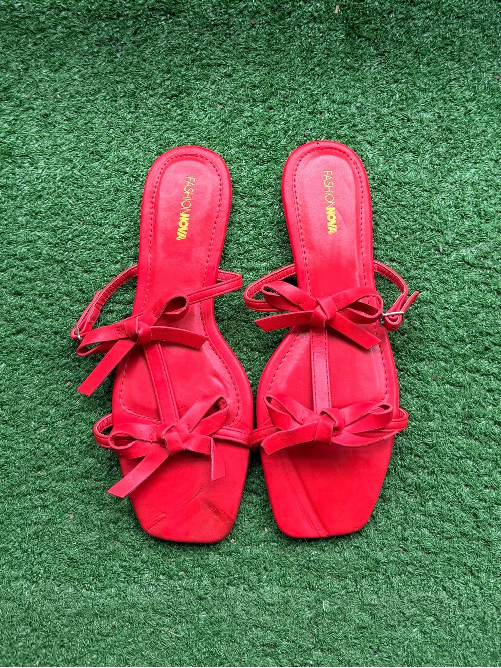 Fashion Nova Red Bow Flat Sandals Square Toe Ankle Strap Women's US 10